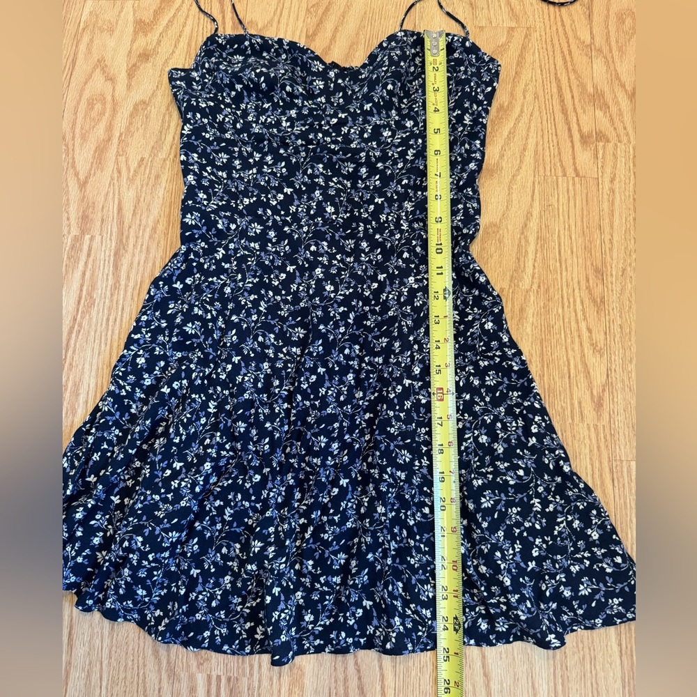 Reformation Saskia fit & flare Navy Floral Mini Dress - Picture 15 of 16